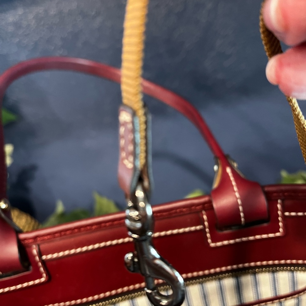 NWT Dooney & Bourke Burgundy Leather Satchel - Picture 11 of 17